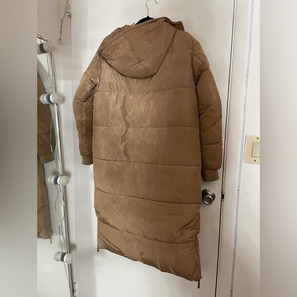 UWOT PrettyLittleThing Tan Puffer Coat - Picture 4 of 6